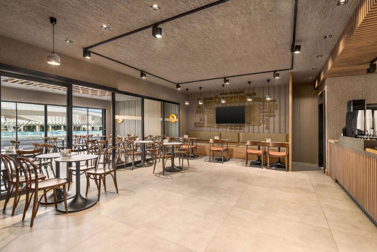 Ramada By Wyndham Erzurum Exterior photo